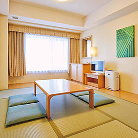 5人部屋の和洋室 Aタイプ ホテル エミオン東京ベイ ディズニーランド周辺 浦安 新浦安 舞浜